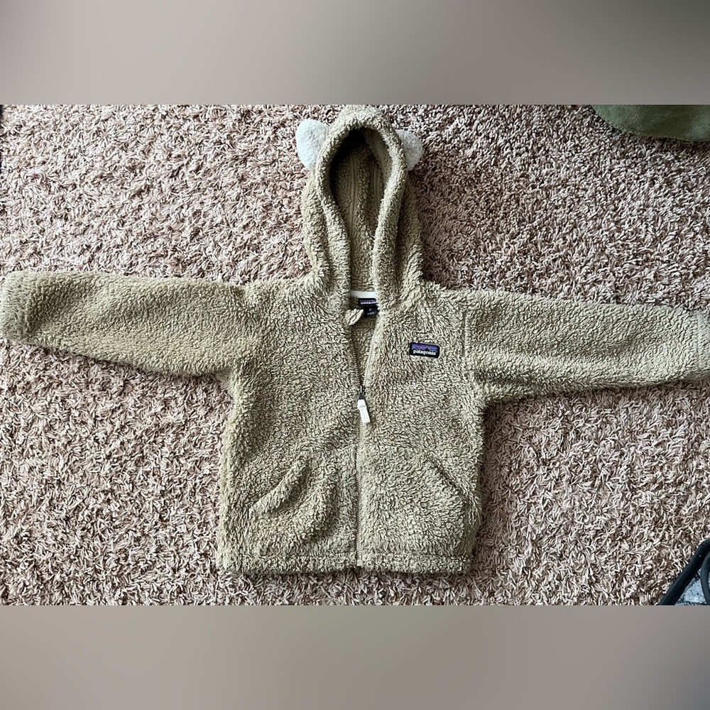 Patagonia Baby Furry Friends Hoody - Picture 2 of 7